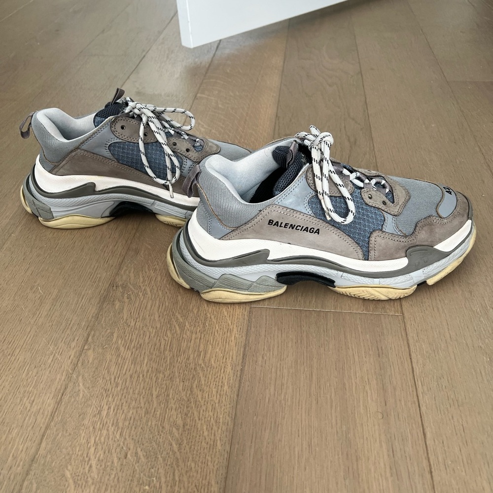 Balenciaga Triple S Sneakers - Picture 4 of 10